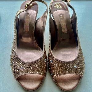 Size 7.5 British, made in England, brand Gina